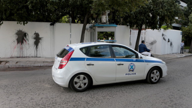 Гръцката полиция задържа българин, опитал да изнасили туристка
