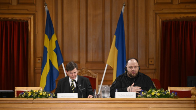 Председателят на украинския парламент Руслан Стефанчук коментира във вторник че 18 членки на