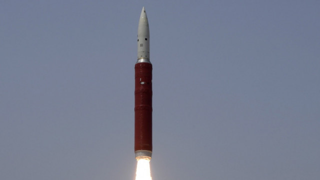 Иран проведе успешно изпитание на балистична ракета с обсег от