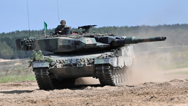 Испания ще изпрати на Украйна още четири танка Леопард 2
