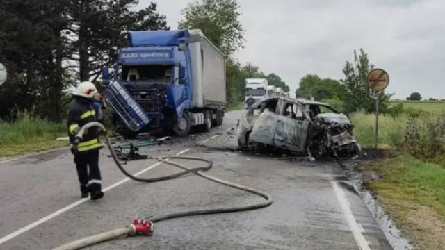 Тежка катастрофа: Двама загинали на пътя Русе - Бяла