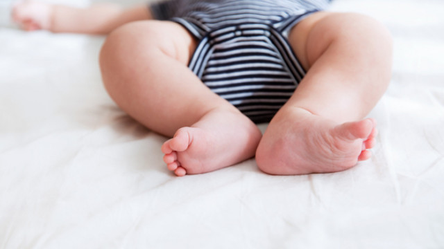Изписват бебето на починалата родилка в Русе съобщава bTV Детето