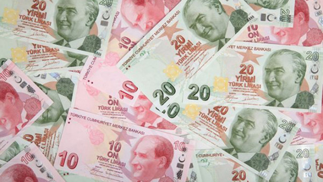 Турската лира отбеляза рекорден спад