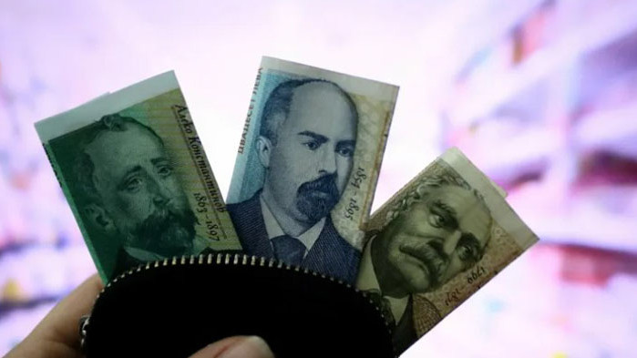 На база на данните от месечните отчети за касово изпълнение