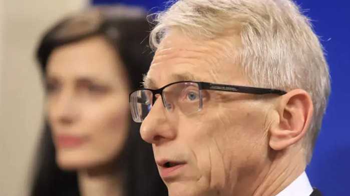 Николай Денков и Мария Габриел обявиха окончателния състав на кабинета.