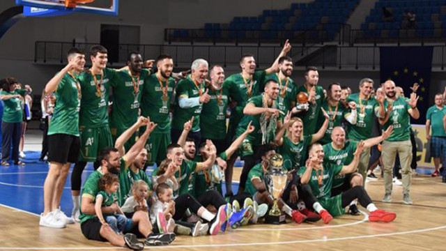 Балкан Ботевград е баскетболният шампион на България за втора поредна