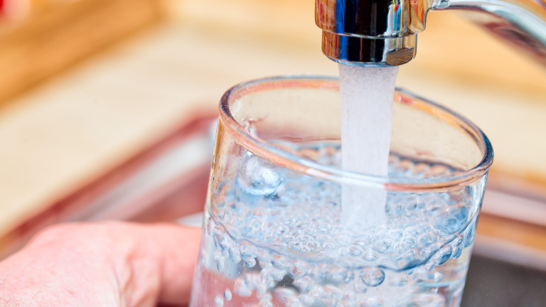 Цената на питейната вода за Дупница и 16-те села няма да