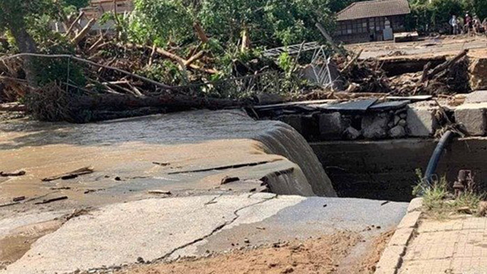 Коритото е трябвало да бъде укрепено още година и половина