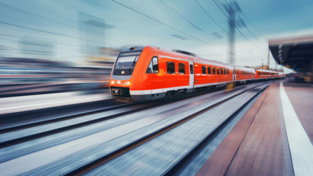 Компютърен срив затрудни движението на влаковете в Нидерландия