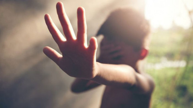 Арестуваха момче за сексуално насилие над деца във Варна