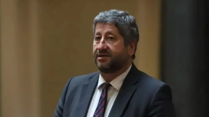 Христо Иванов: Напускането на Радев преди клетвата на министрите е знак за тежко разделение