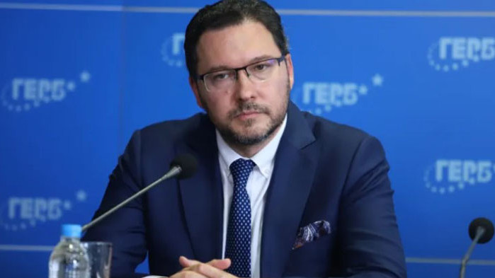 Даниел Митов: Вчера изслушахме погребалното слово и елегията на президента