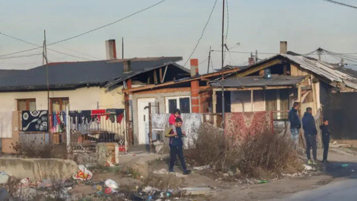 С пилотен проект: ЕП ще подобрява жилищните условия на ромите у нас