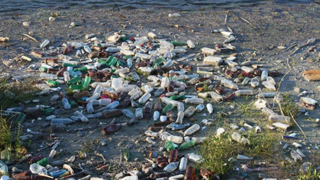 Всяка минута в света се продават над 1 милион пластмасови бутилки