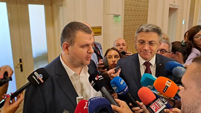 Лакърдии - този кратък коментар направи Делян Пеевски от ДПС