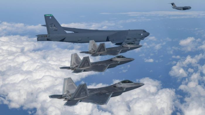 НАТО започва най-голямото учение на военната авиация от своето създаване.