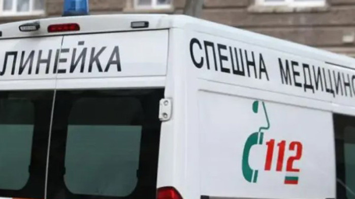 След ергенско парти в басейн на хотел в Поморие е