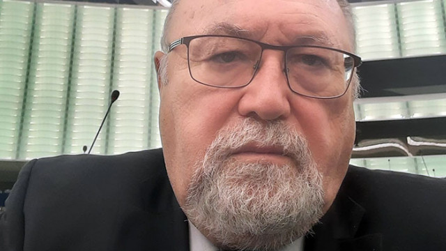 Евродепутатът от СДС ЕНП Александър Йорданов сподели в личния си профил