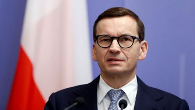 Полският министър председател Матеуш Моравецки каза че жената може да направи