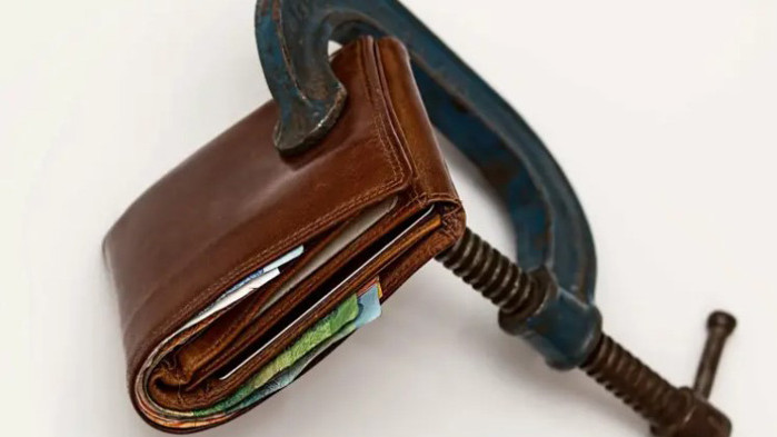 Месечната инфлация е -0.1%, а годишната инфлация е 10.1%. Инфлацията