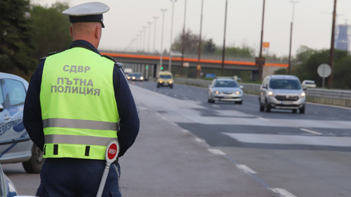 Пътна полиция започва две нови акции през летния сезон. Засилено полицейско