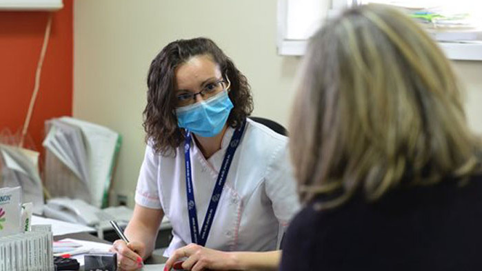 С 263 000 по-малко са болничните листове за гледане на