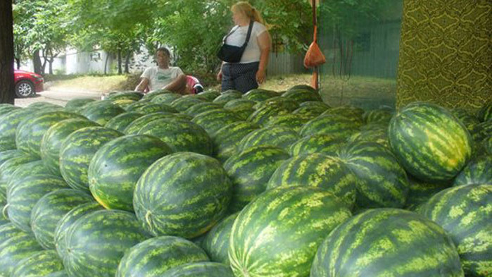 Похапването на летни плодове в Гърция вероятно ще е лукс