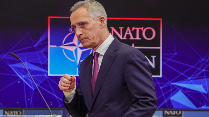 Очаква се Йенс Столтенберг да бъде помолен да остане на поста