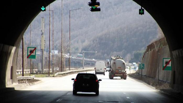 Автомагистрала Хемус днес не е затваряна и движението по нея