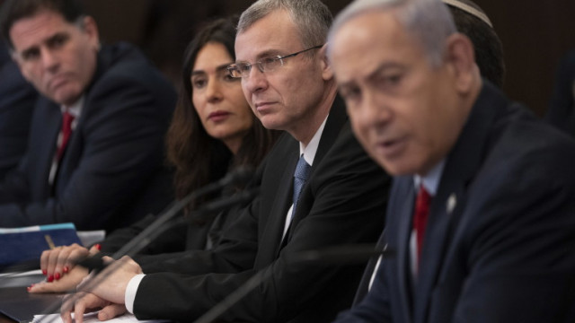Израелският премиер Бенямин Нетаняху в неделя увери че правителството му възнамерява