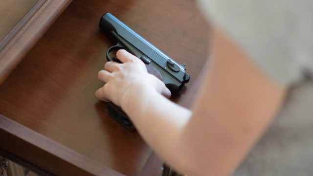 6 годишно дете се простреля с пневматичен пистолет във видинското