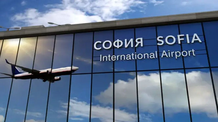 200 пътници са блокирани на Летище София, съобщи Нова тв. 