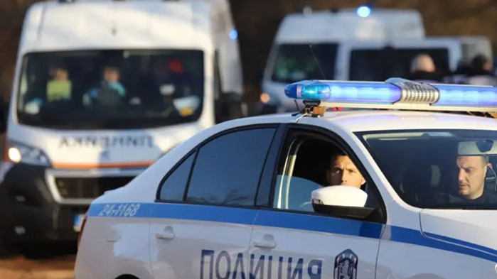 Нова група нелегални мигранти беше заловена на път в община Болярово. 33-мата мъже