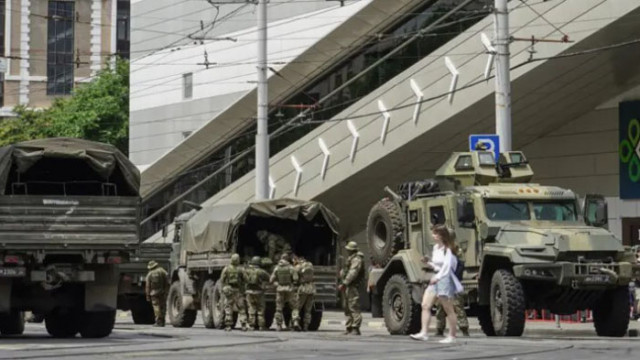 В Ростов на Дон се струпва военна техника, руски военни чакат на входа на Москва