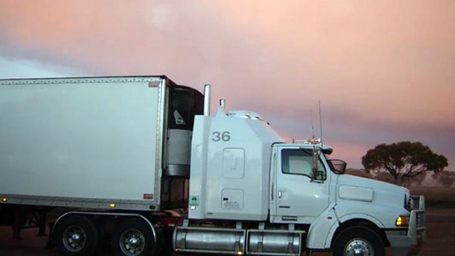 Нови схеми за нелегален трафик показват камиони със специални уплътнения и кухини