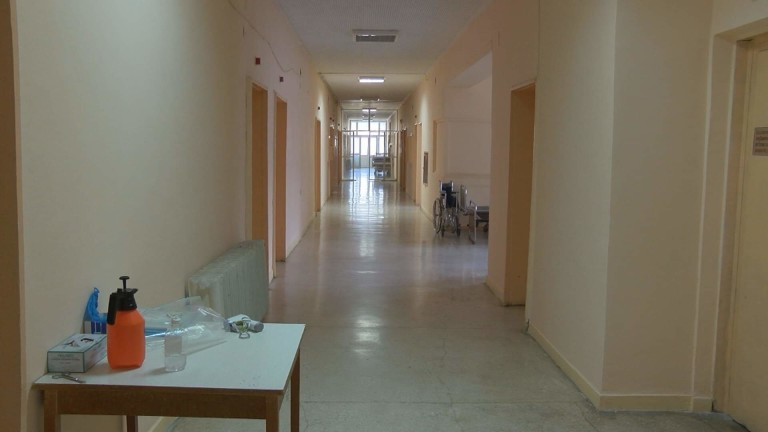 В болницата е бил счупен кракът на бебето, прието с жълтеница в Благоевград