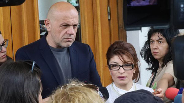 ГЕРБ преговарят с всички за нова конституция, ПП-ДБ стъпват на проект, писан в 45-ото НС