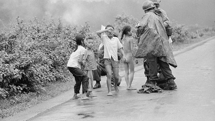 Бомби от Виетнамската война продължават да убиват хора