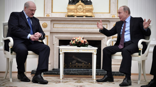 Беларуският президент Александър Лукашенко твърди че е разубедил руския си
