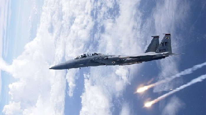 Украйна атакувала кримски мост, руският маршрут за доставки е ограничен