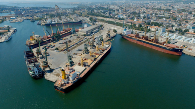Групата Билдком започва през есента строителство на нов пристанищен терминал