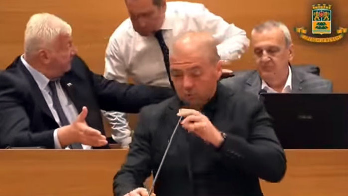 Пламенно, председателят на групата общински съветници от ГЕРБ в Пловдив