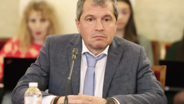 Бюджетът който предлага Асен Василев е хартиен – в него