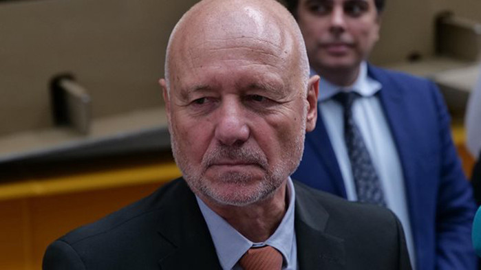 Скоро ще започне изпращането на военната помощ за Украйна, обяви