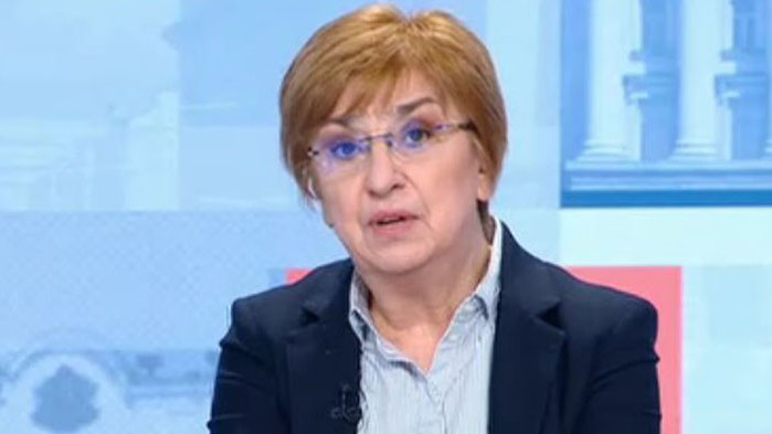 Проф. Екатерина Михайлова: Конституционните промени реално могат да бъдат приети 2024 г.