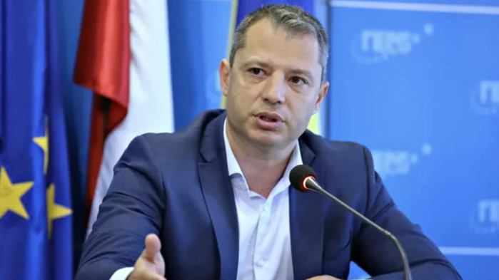 Делян Добрев: Трябва ни кмет-технократ, не неопитен мечтател със скелети в гардероба