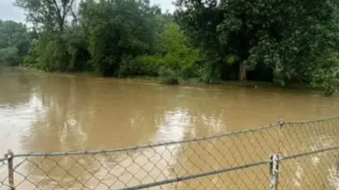 Служители от районната служба в Червен бряг издирват 19-годишен младеж,