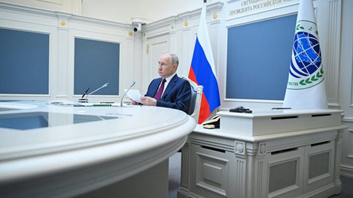 Путин увери азиатските си съюзници, че Русия е стабилна след опита за метеж
