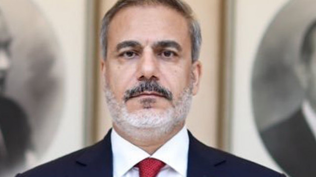 Турският министър на външните работи Хакан Фидан осъди днес акта