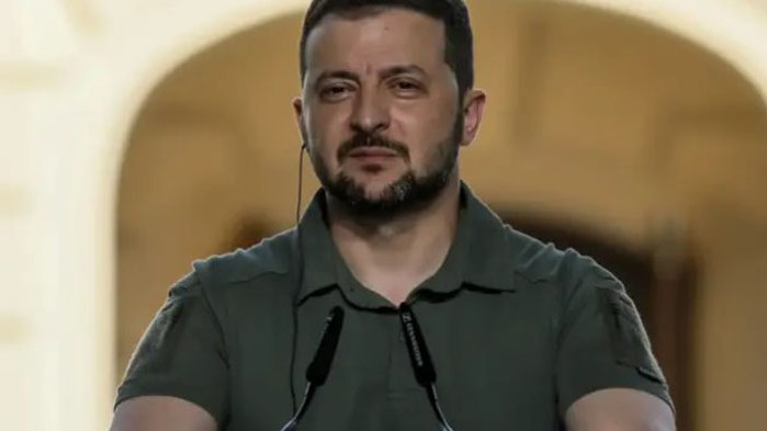 Володимир Зеленски пристигна снощи в Прага, в рамките на обиколка,